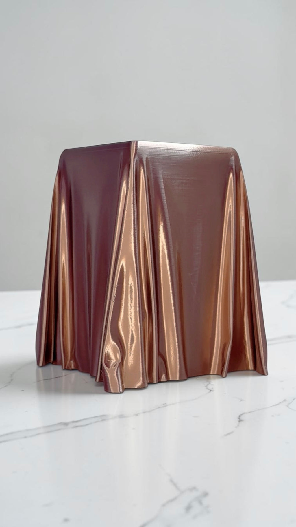 Draping Silk Brush Holder