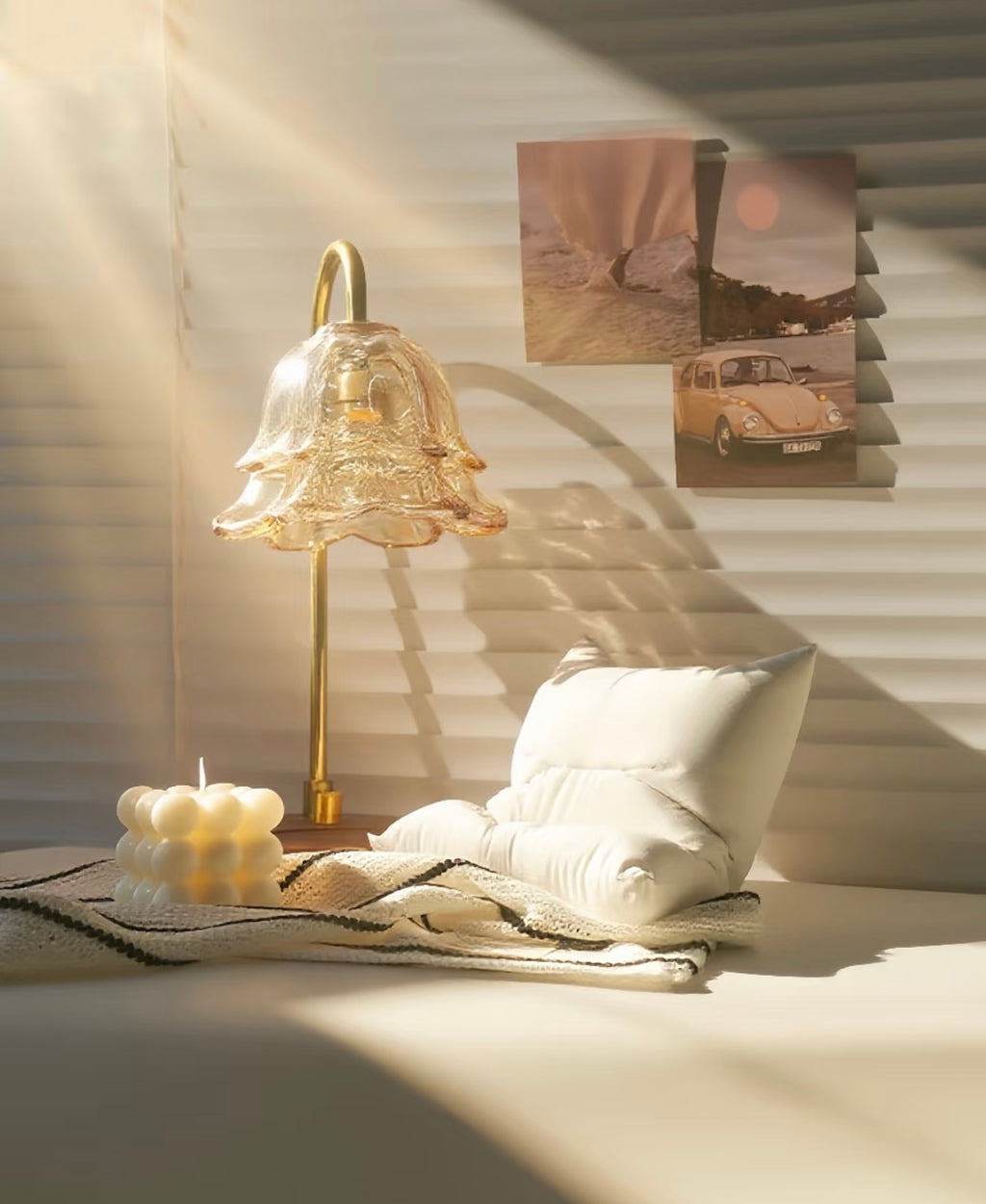 Sofa Phone Stand – Silky 3D Printed Charging Dock