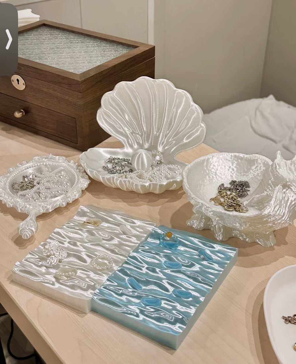 Pearl Shell Jewelry Dish