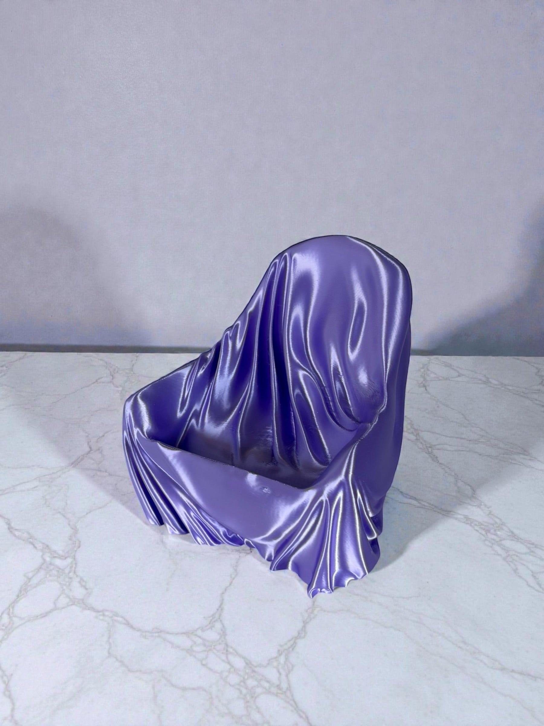 Sculptural Mini Sofa Phone Stand