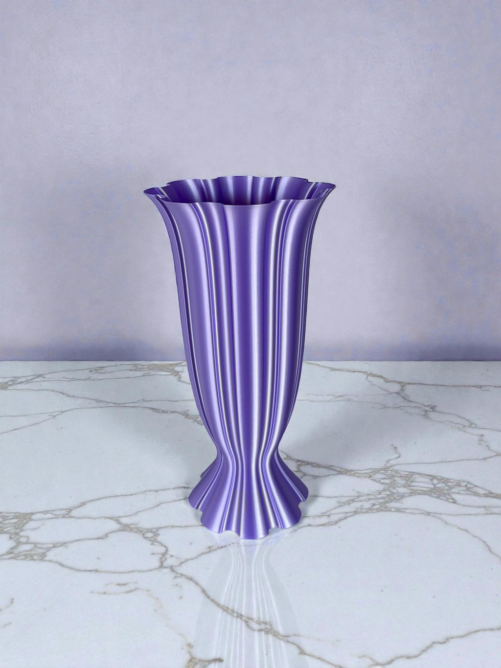 Silky Fluted Vase – 3D Printed Sculptural Decor