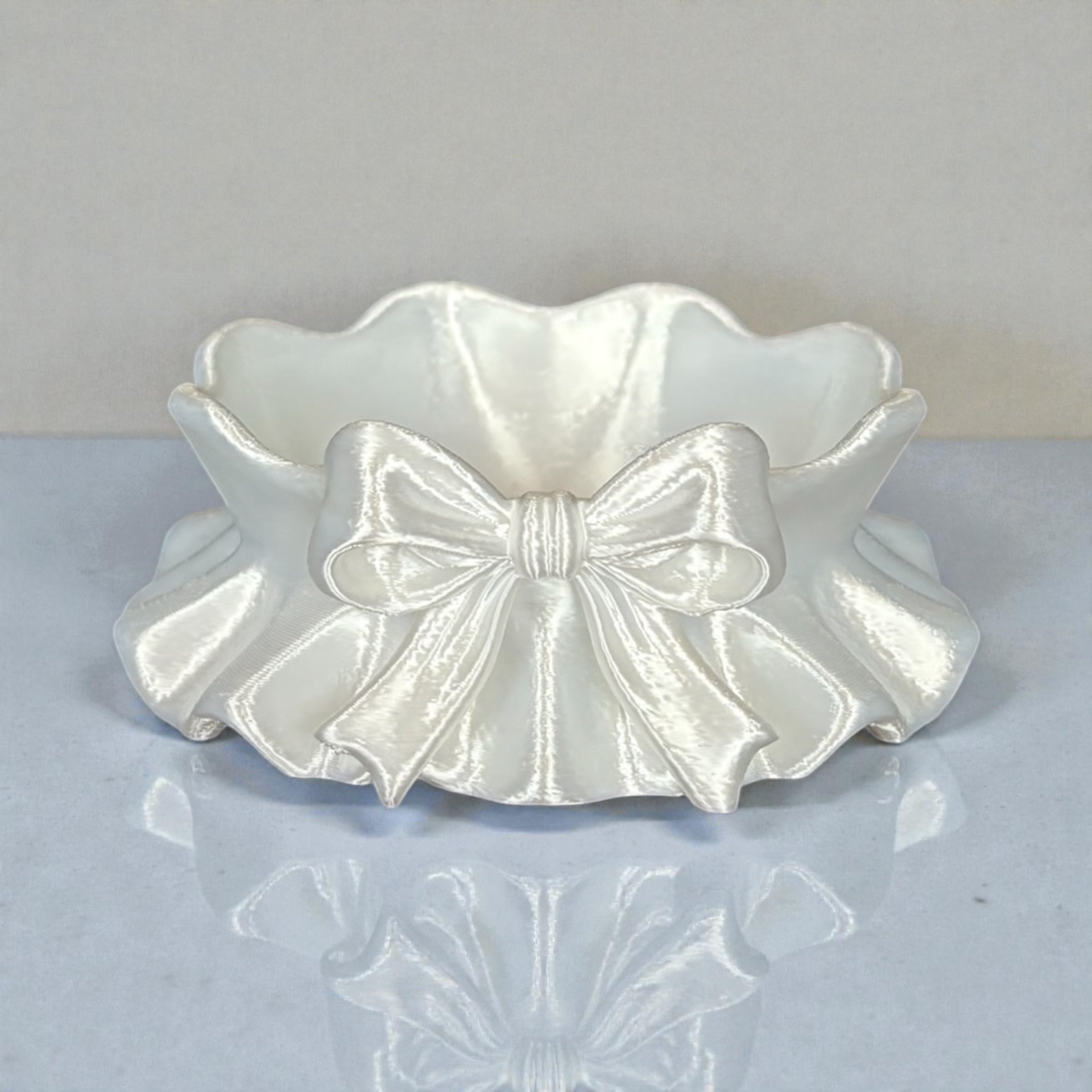 Bow Catchall Tray
