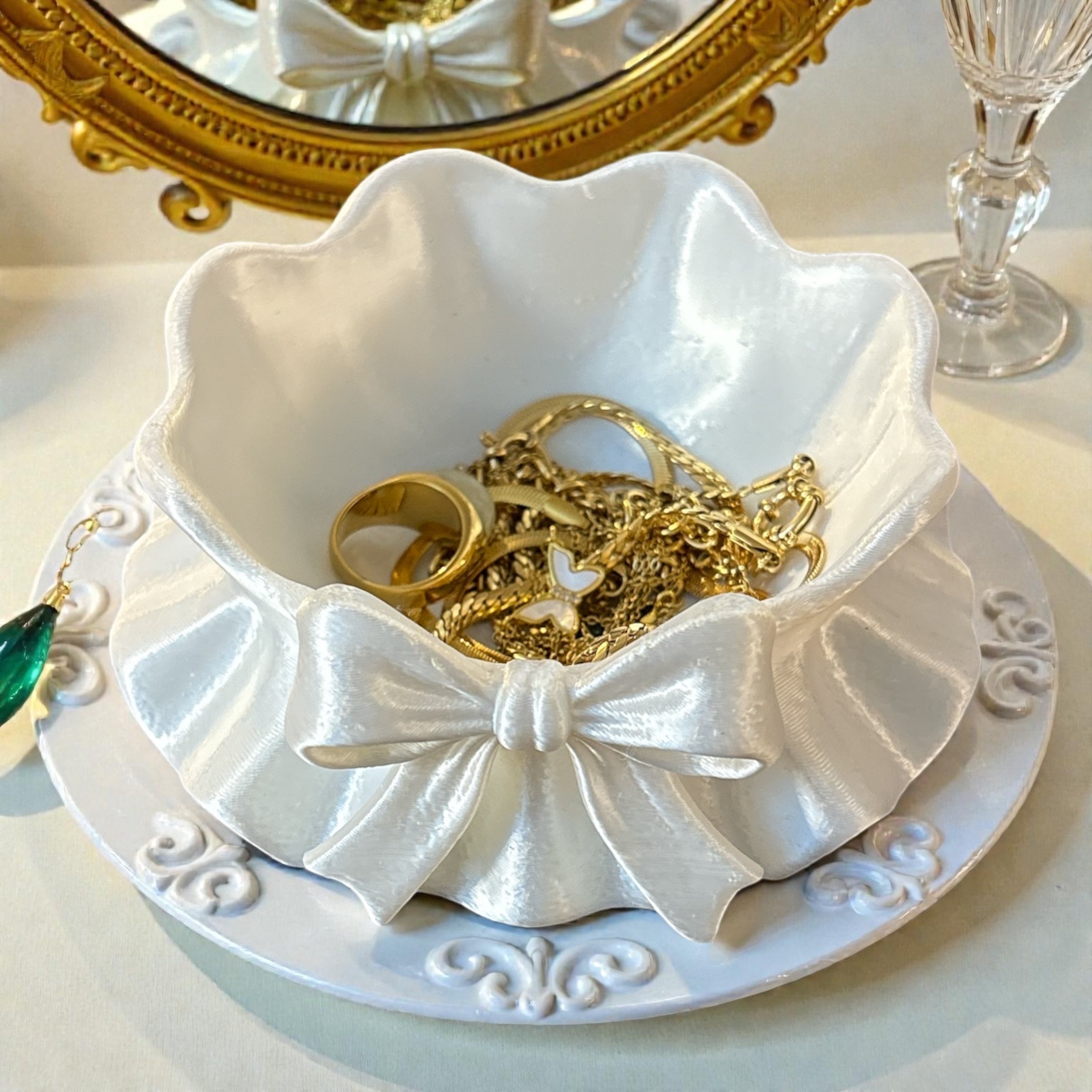 Bow Catchall Tray