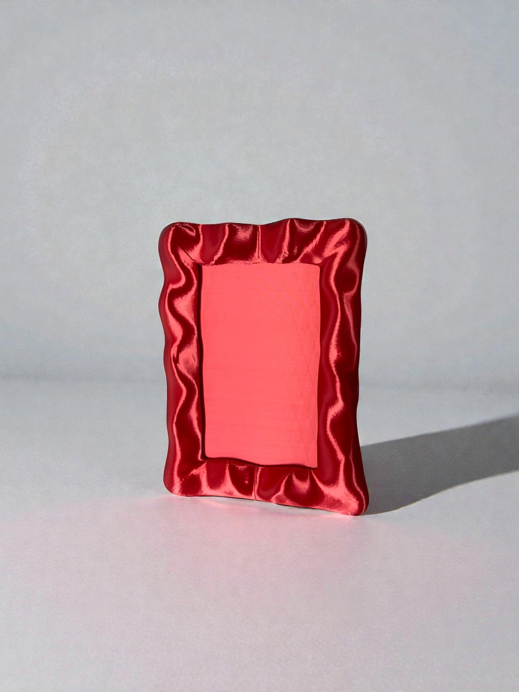 Soft Drape Photo Frame