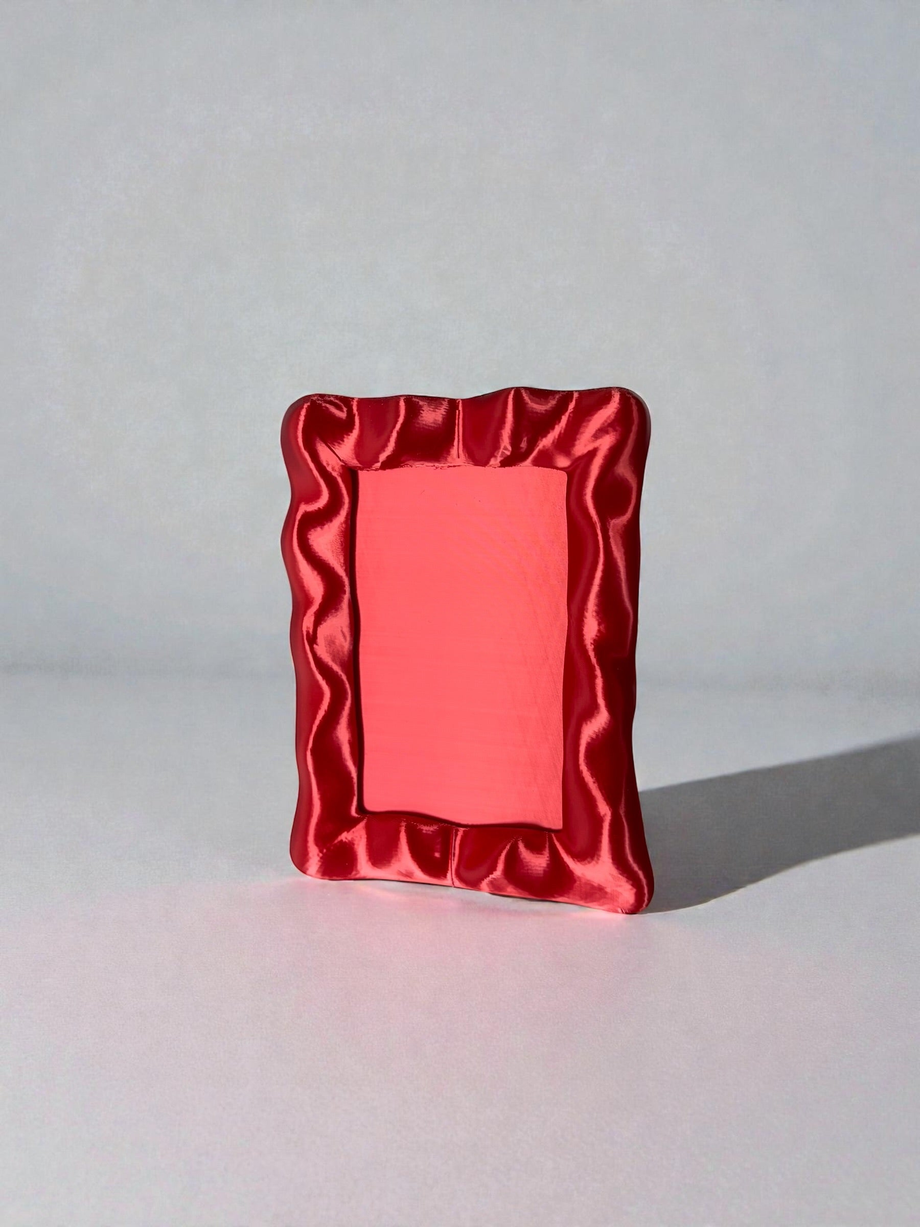 Soft Drape Photo Frame