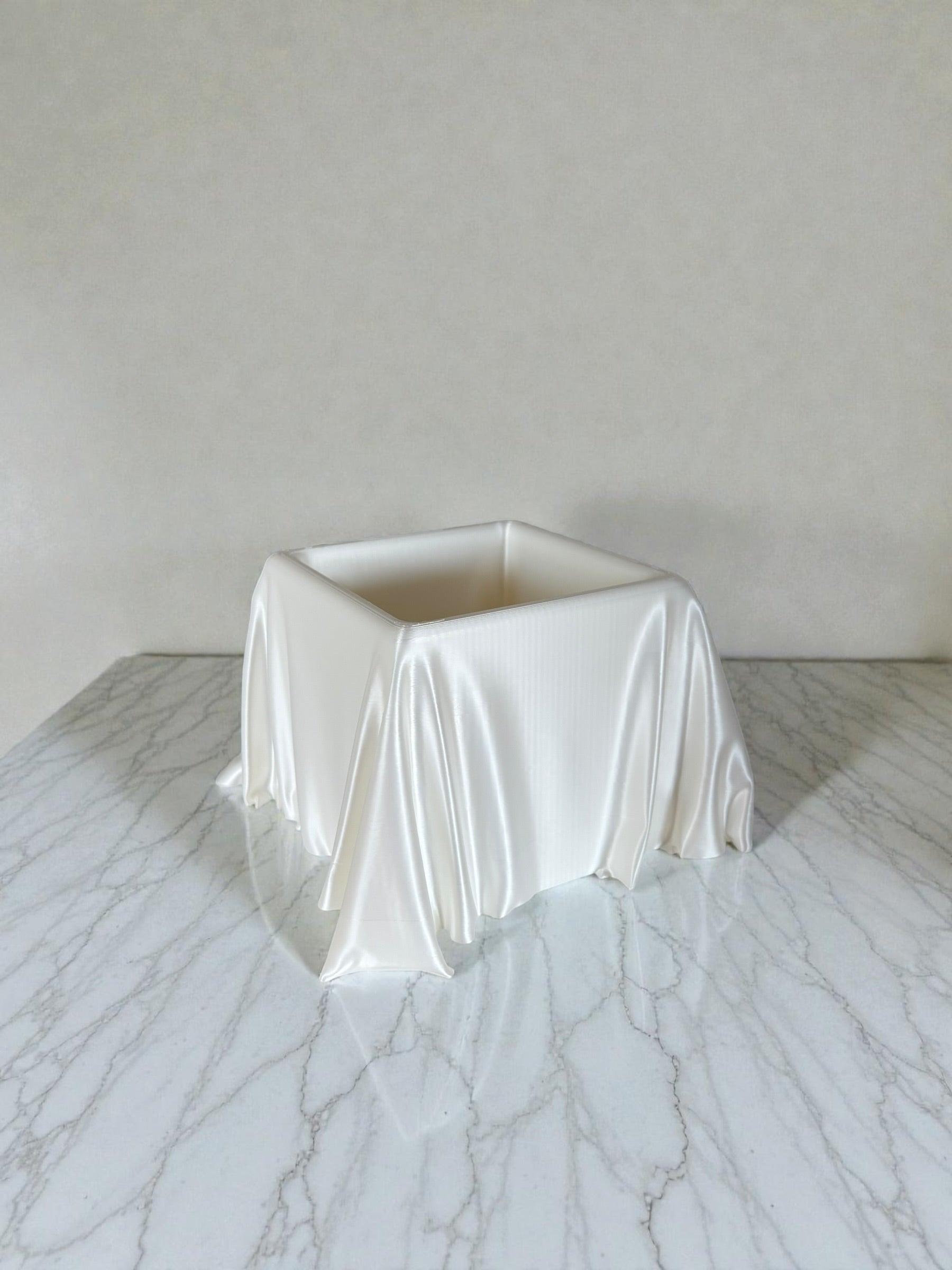 Draped Utility Vessel – Large Organizer